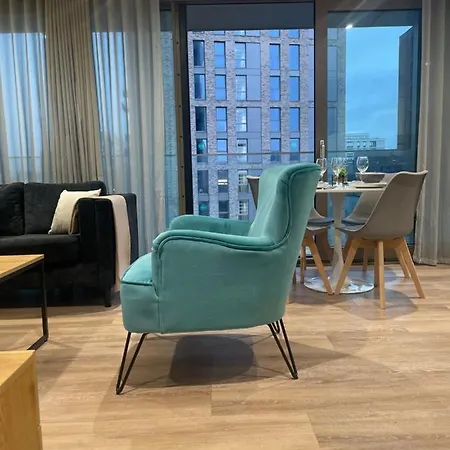 Luxury Spa Apartment Manchester City Centre-2