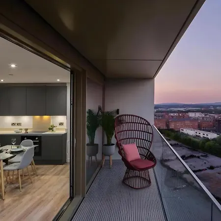 Luxury Spa Apartment Manchester City Centre-3
